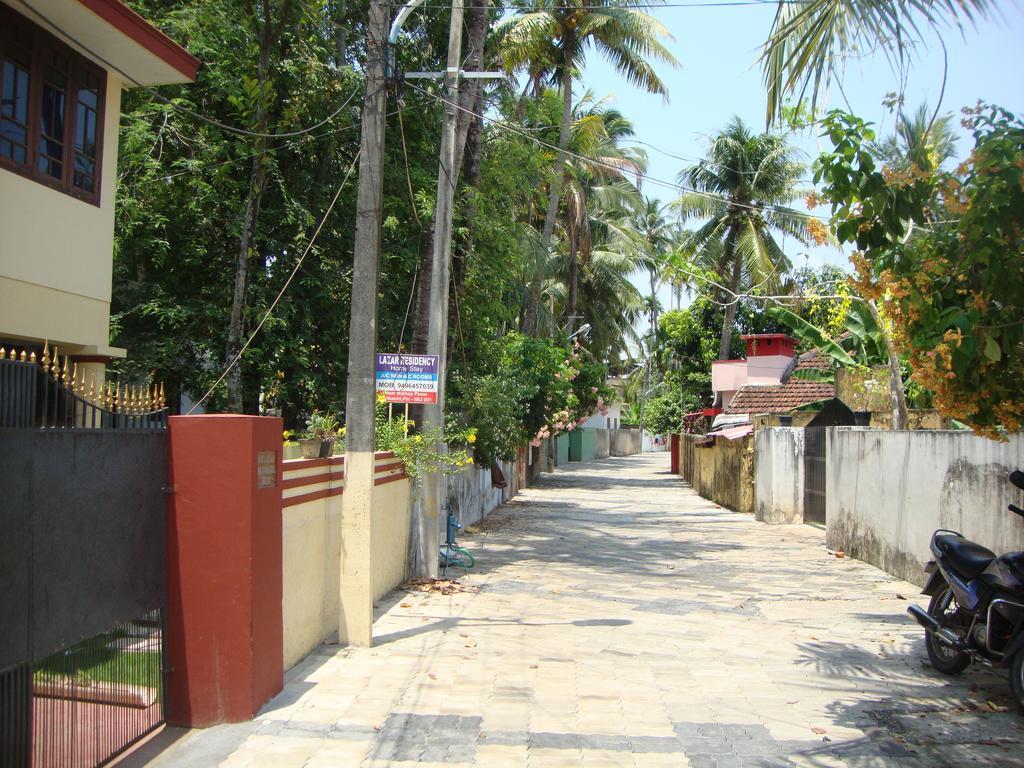 Lazar Residency Homestay Kochi Exteriör bild