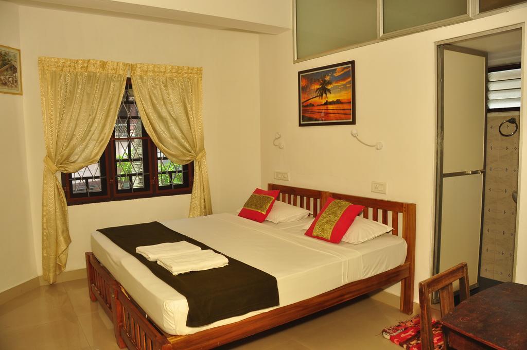 Lazar Residency Homestay Kochi Exteriör bild