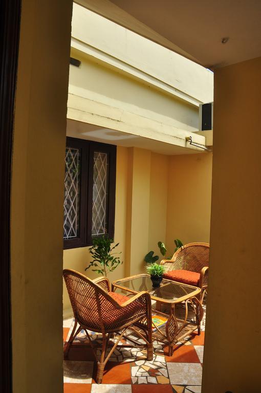 Lazar Residency Homestay Kochi Exteriör bild